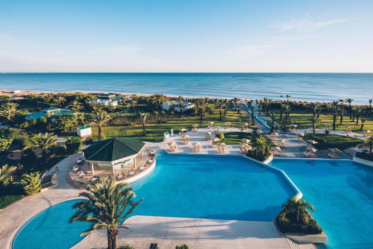Iberostar Selection Royal El Mansour Hotel Mahdia Exterior foto The swimming pool at the hotel