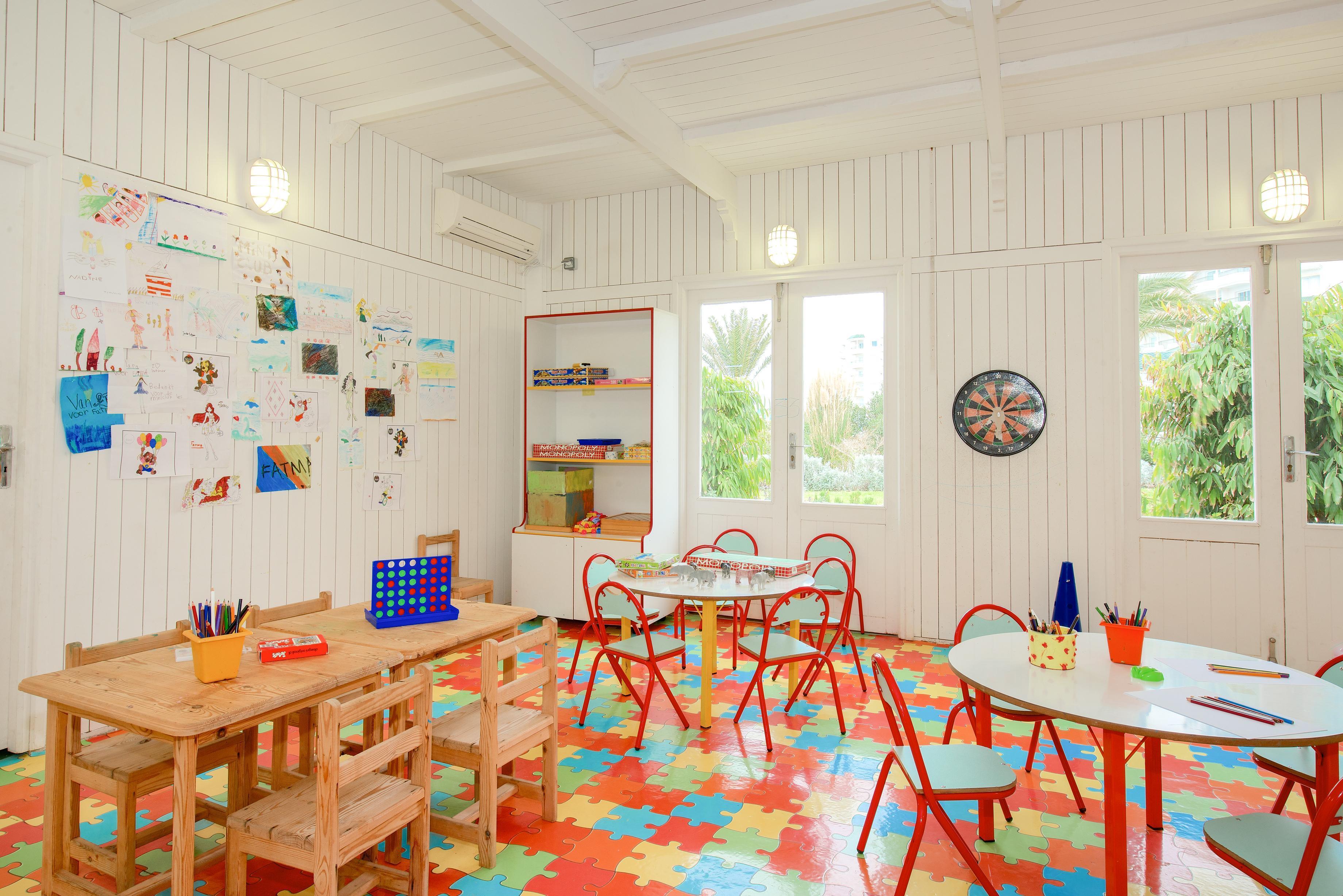 Iberostar Selection Royal El Mansour Hotel Mahdia Exterior foto A classroom at the school